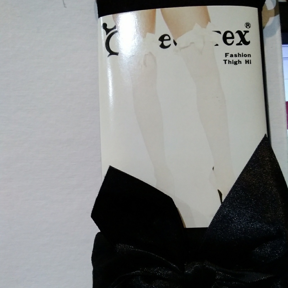 Queentex black fashion thigh highs